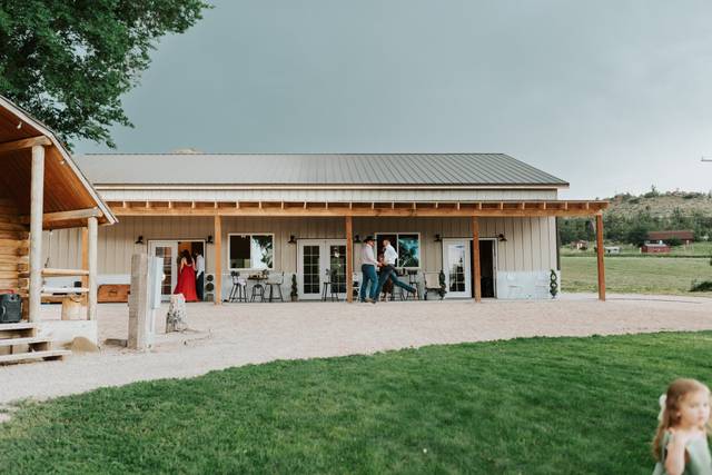 Reception barn