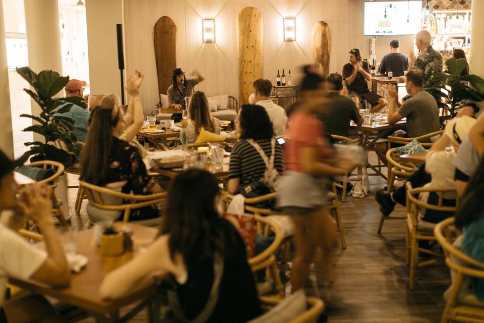 The Leahi Room & Lanai by Deck