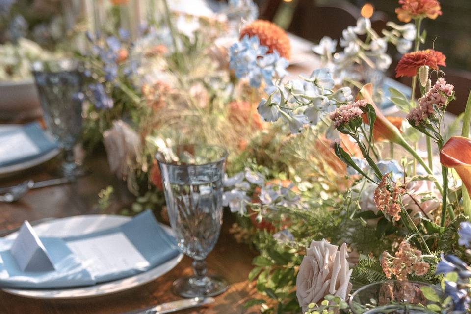 Summer Table Setting