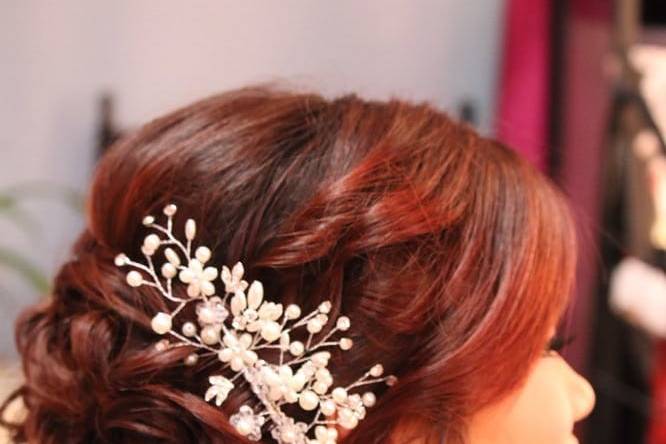 Floral hairpin