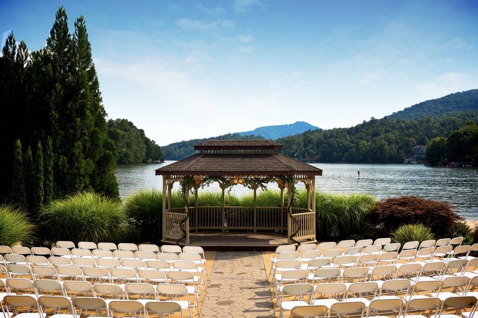 Romantic ceremony spot