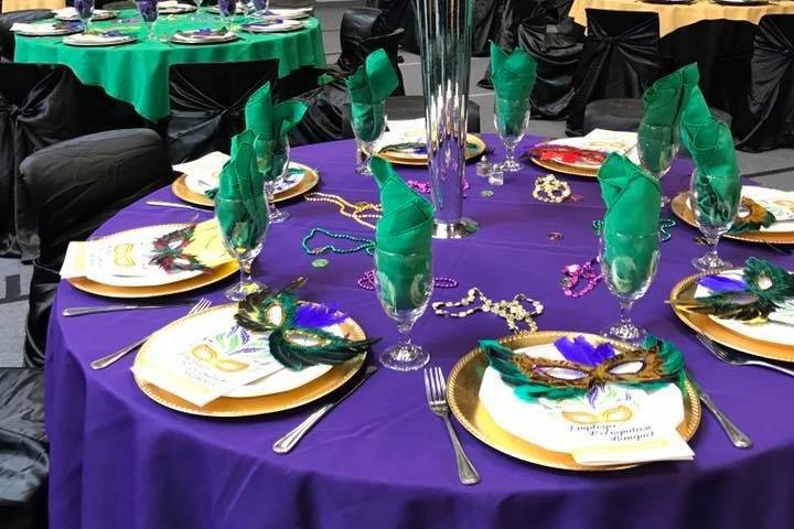Purple and teal table setup