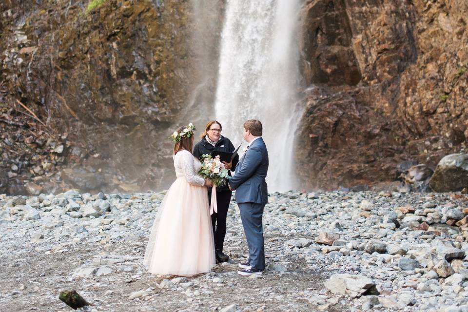 Seattle Wedding Officiants