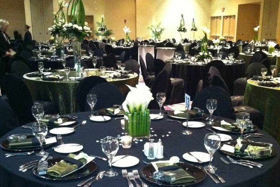 Green & black decor