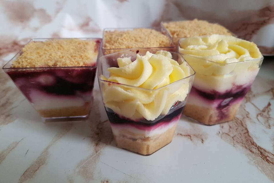 Yogurt trifles