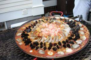 Traditional Spanish paella