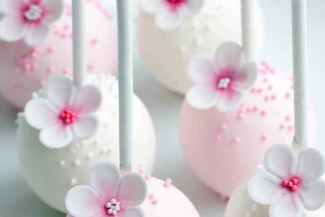 Flower Cake Pops Closeup