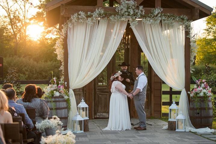 Wedding at Berry Barn