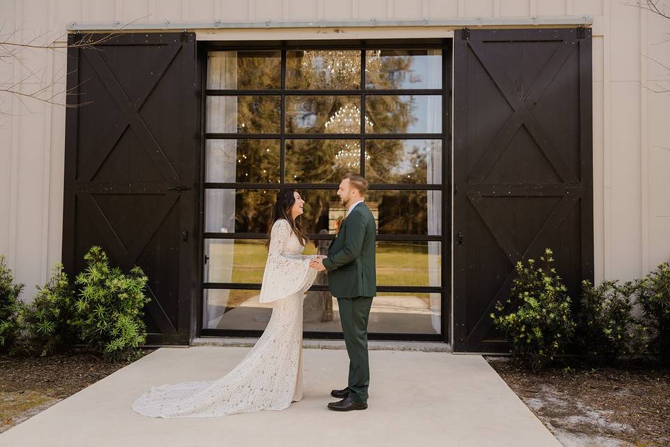 The Barn at Hidden Oaks Elope