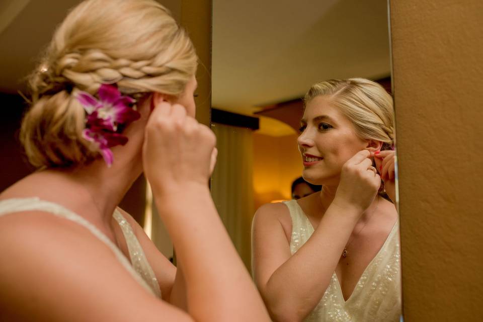 Getting ready of the bride