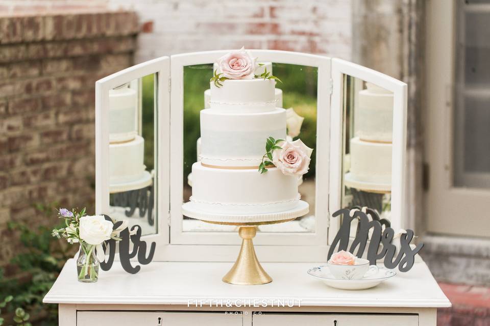 Decor and Cake Stands