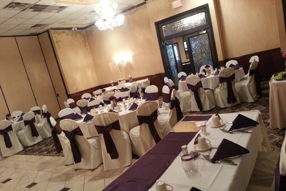 Banquet hall reception