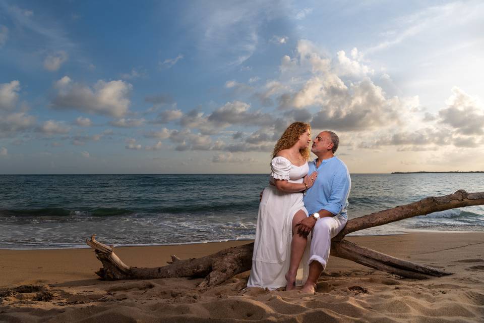 Engagement session at beach