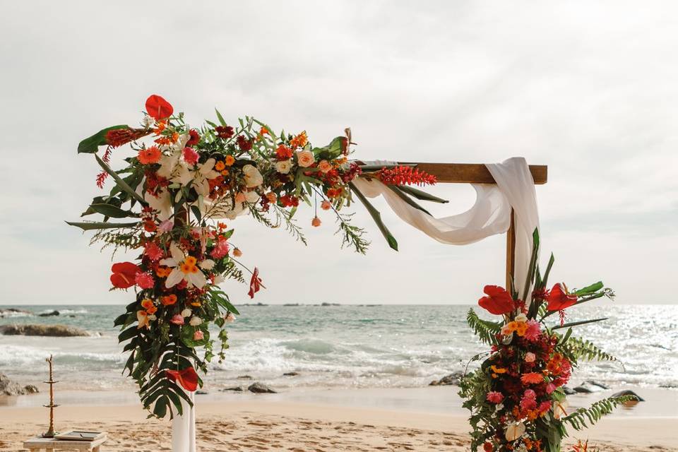 Beach altar