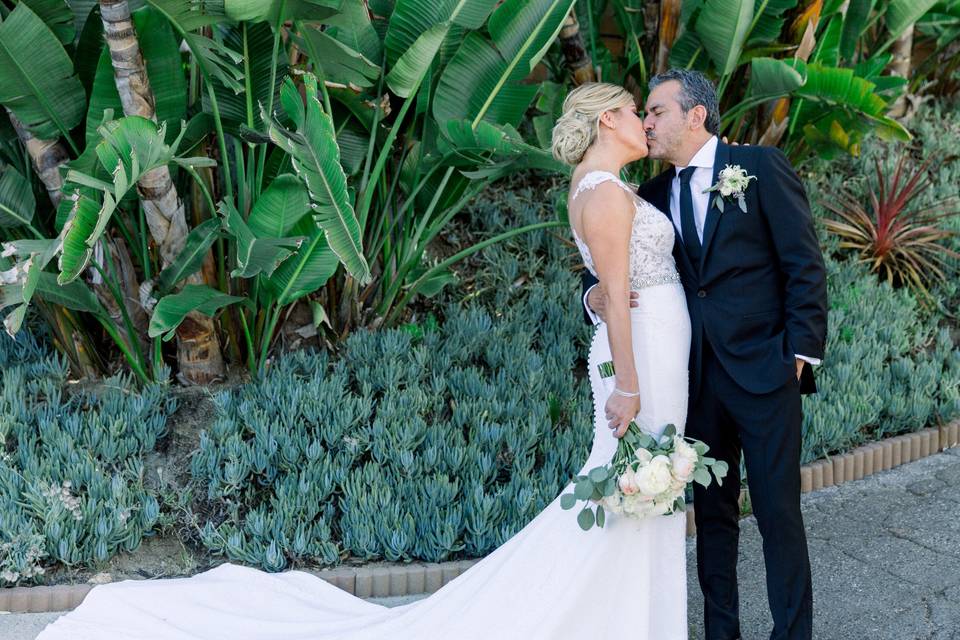 Bride & Groom in Beverly Hills