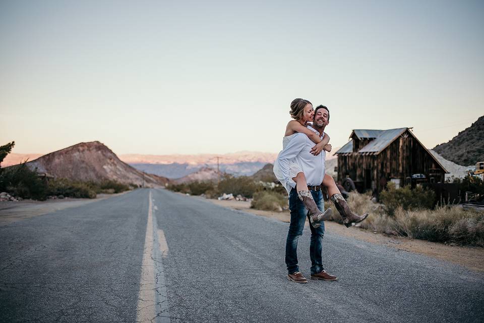 Desert engagement session