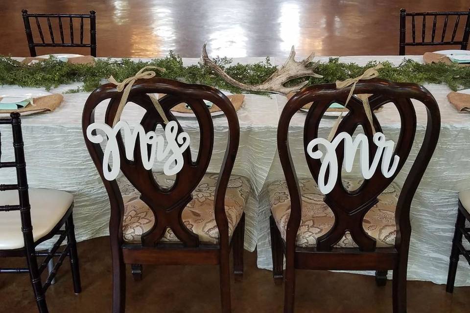 Wedding party table