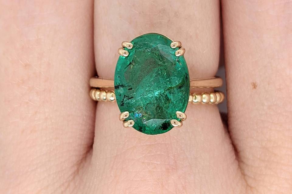 Custom ring design green
