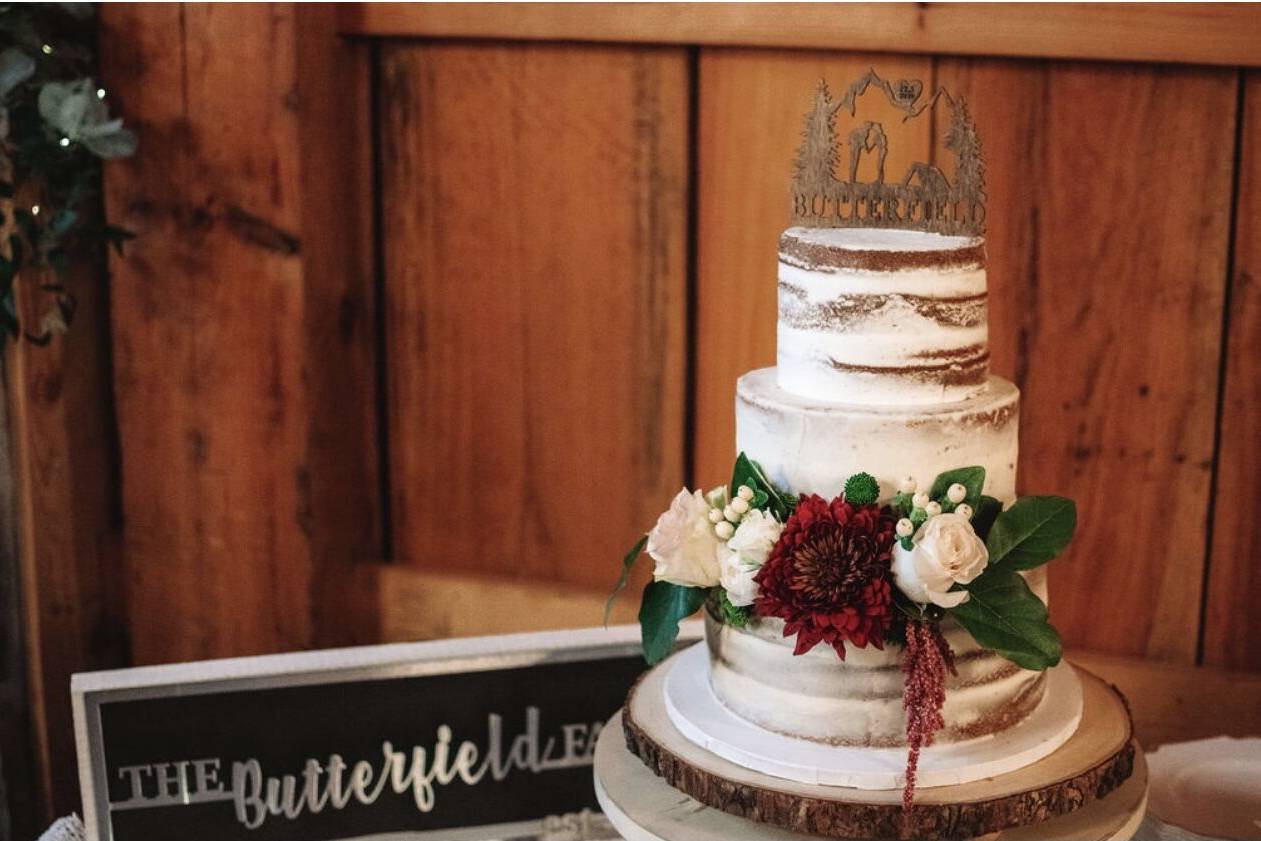 Sweets Cake Studio - Wedding Cake - Sevierville, TN - WeddingWire