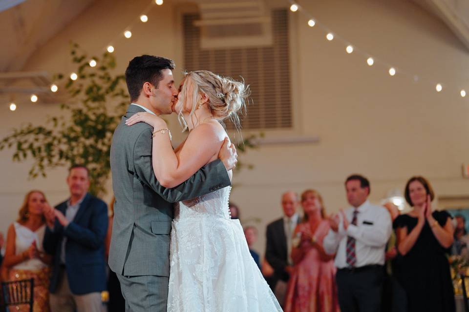 Jen & Jeremy's first dance