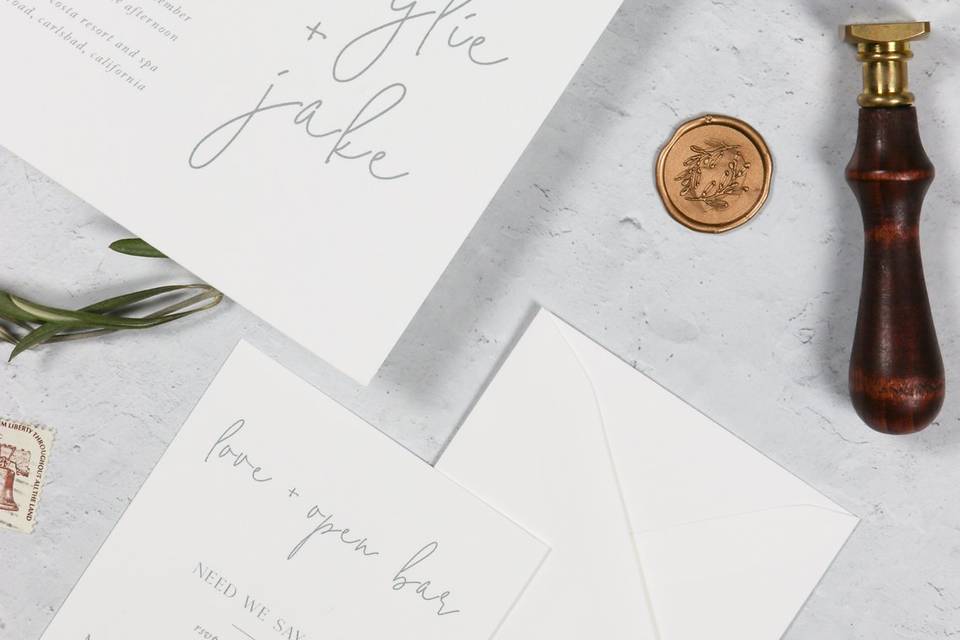 In Love invitation Suite