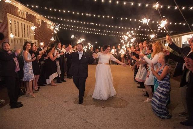 Cue the Confetti Events