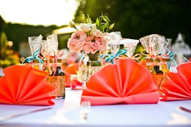 Vintage garden ~ tablescape