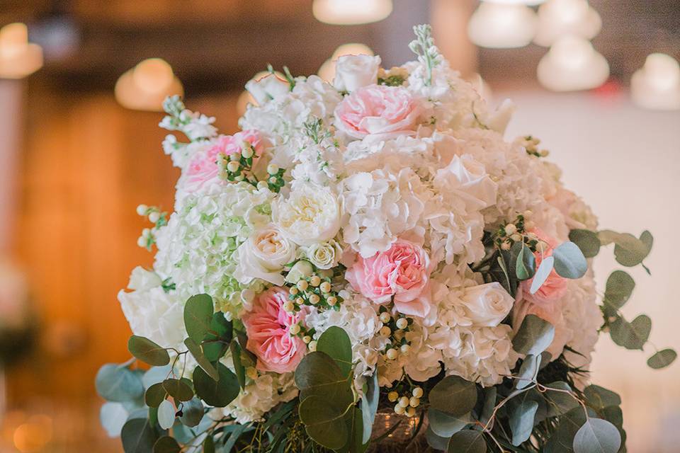 Floral centerpiece