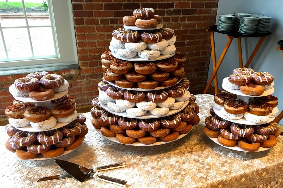Exquisite donuts display