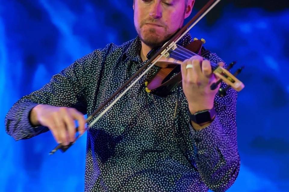 Electric Violinist at Colorado