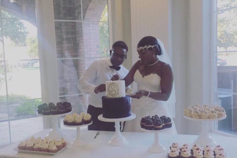 Cake cutting