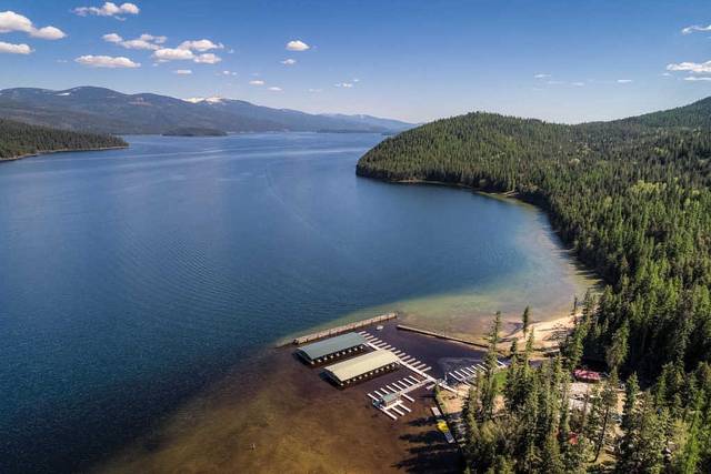 Lakefront Location