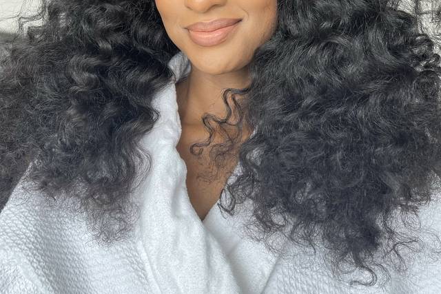 Matte glam makeup