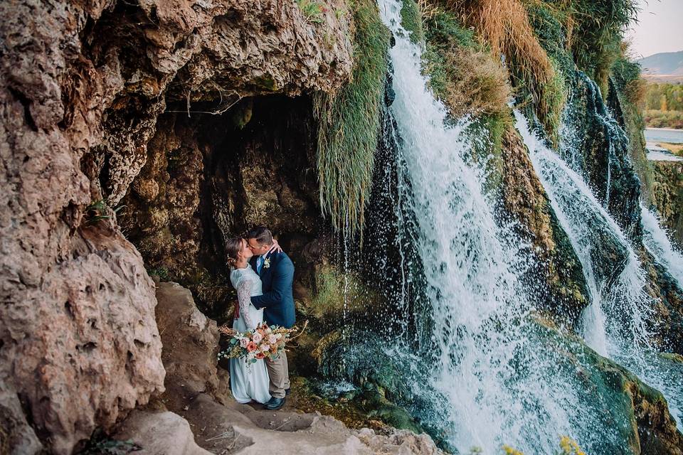 Swan Valley Waterfall Wedding