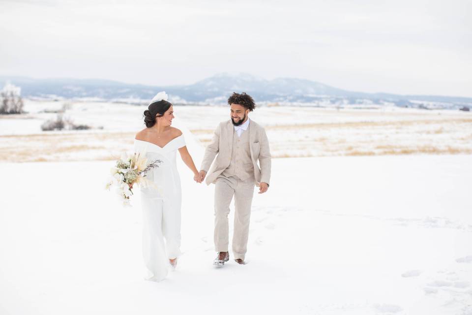 Snowy wedding