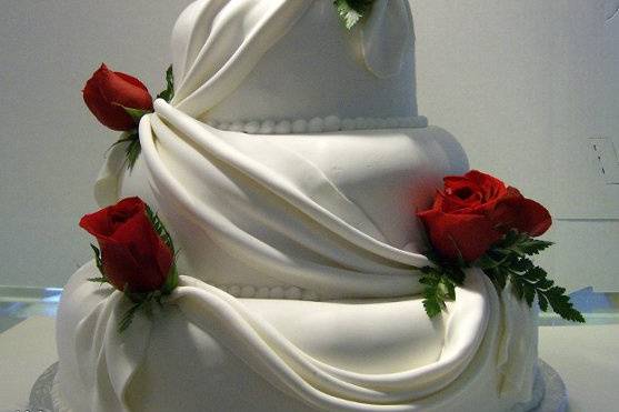 A rose is forever(fondant with fondant drape)