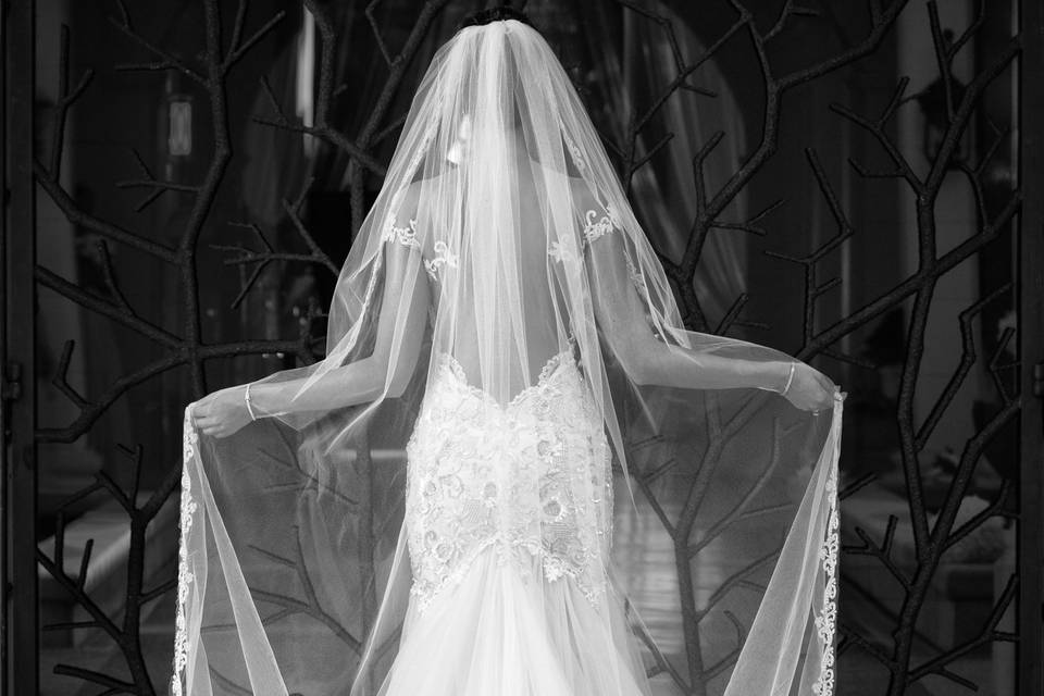 Miromar Lakes Bride