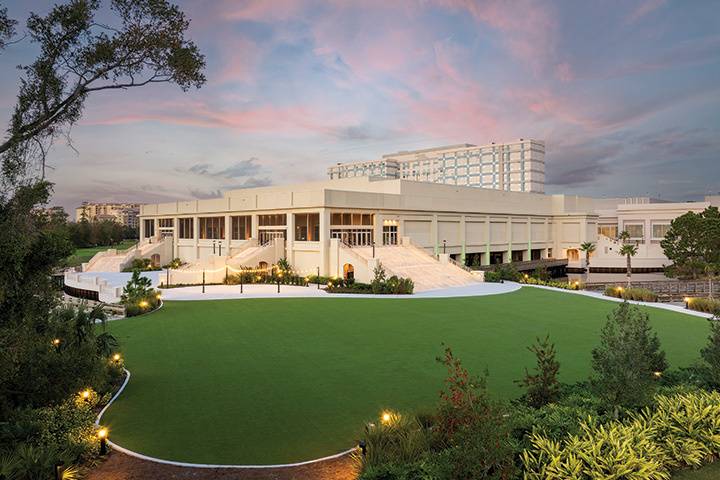 19th Green with sunset views