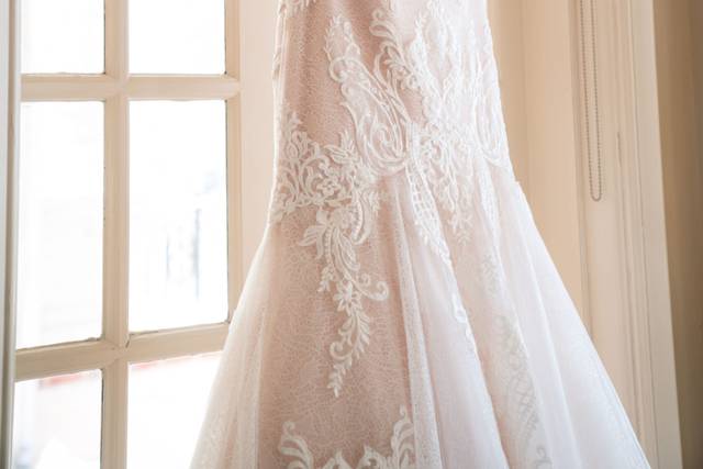 Bridal gown