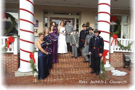 A simply beautiful ceremony at the Gettysburg Hotel!