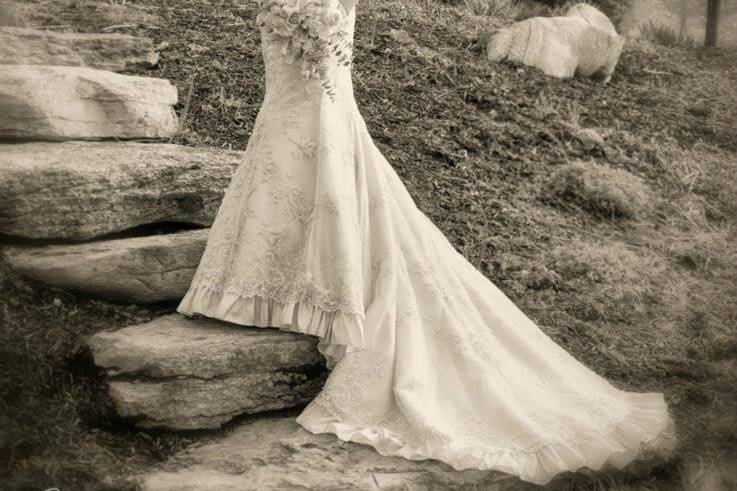 Vintage bride shot in sepia tones.Photo by Clark Photography