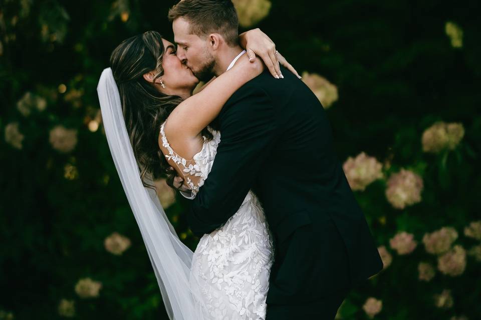 Kiss