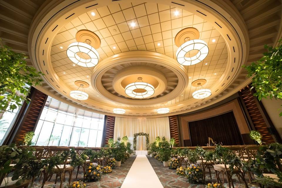 Indoor ceremony setup