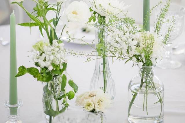 Vibrant Garden Budvases, Baltimore (MD) Same-Day Wedding Flowers Delivered