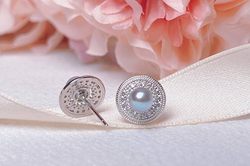 Light blue pearl earrings
