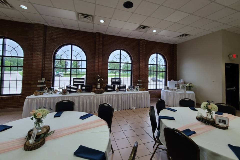 Reception head table