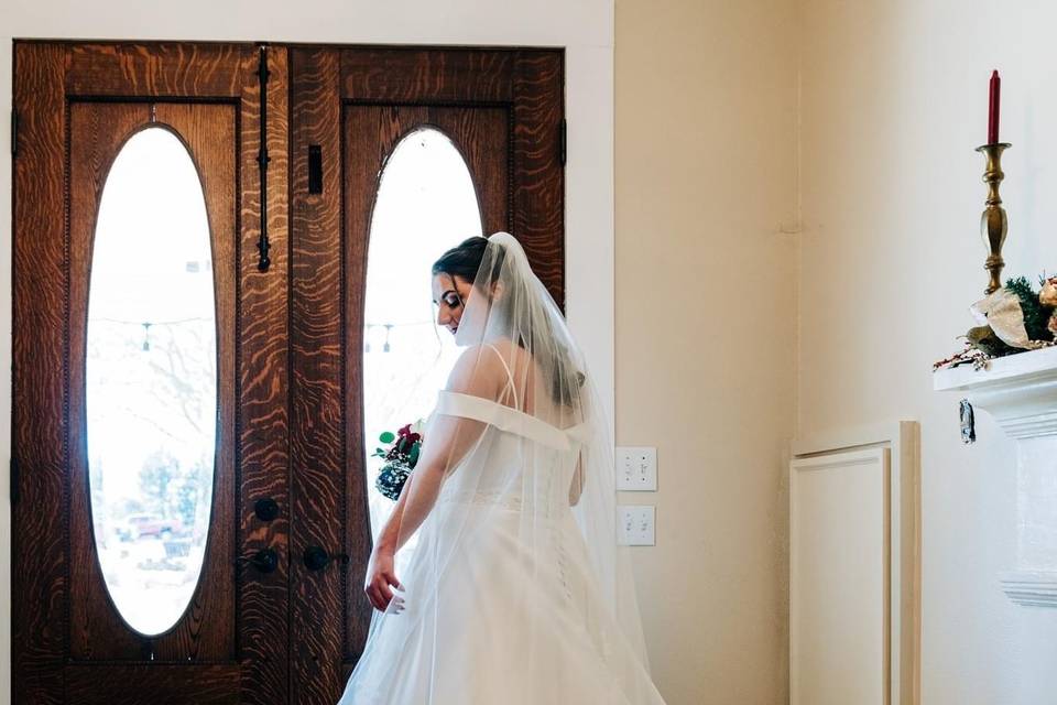 Foyer Bride