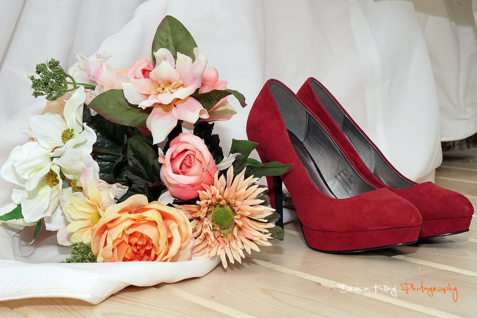 Bouquet and heels