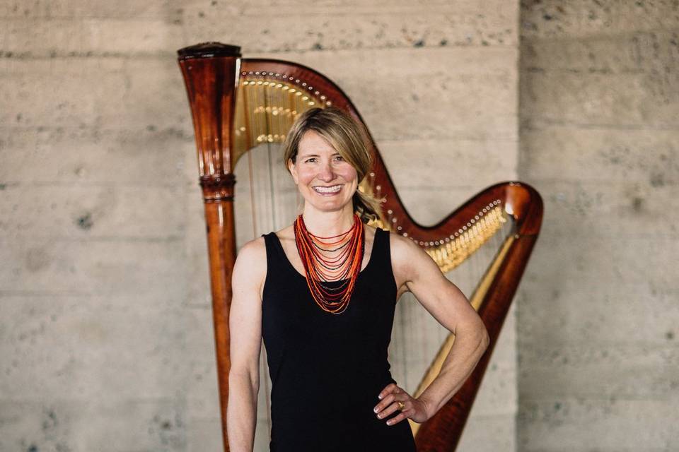 Leigh Brown Harpist