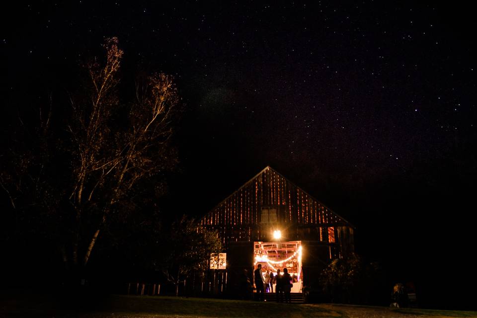 Barn- Hannah Photography